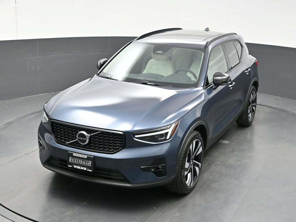New 2026 Volvo XC40 B5 Ultra w/ Protection Package Premier AWD/4WD image 32