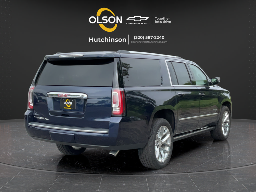 Certified 2020 GMC Yukon XL Denali w/ Denali Premium Package AWD/4WD image 13