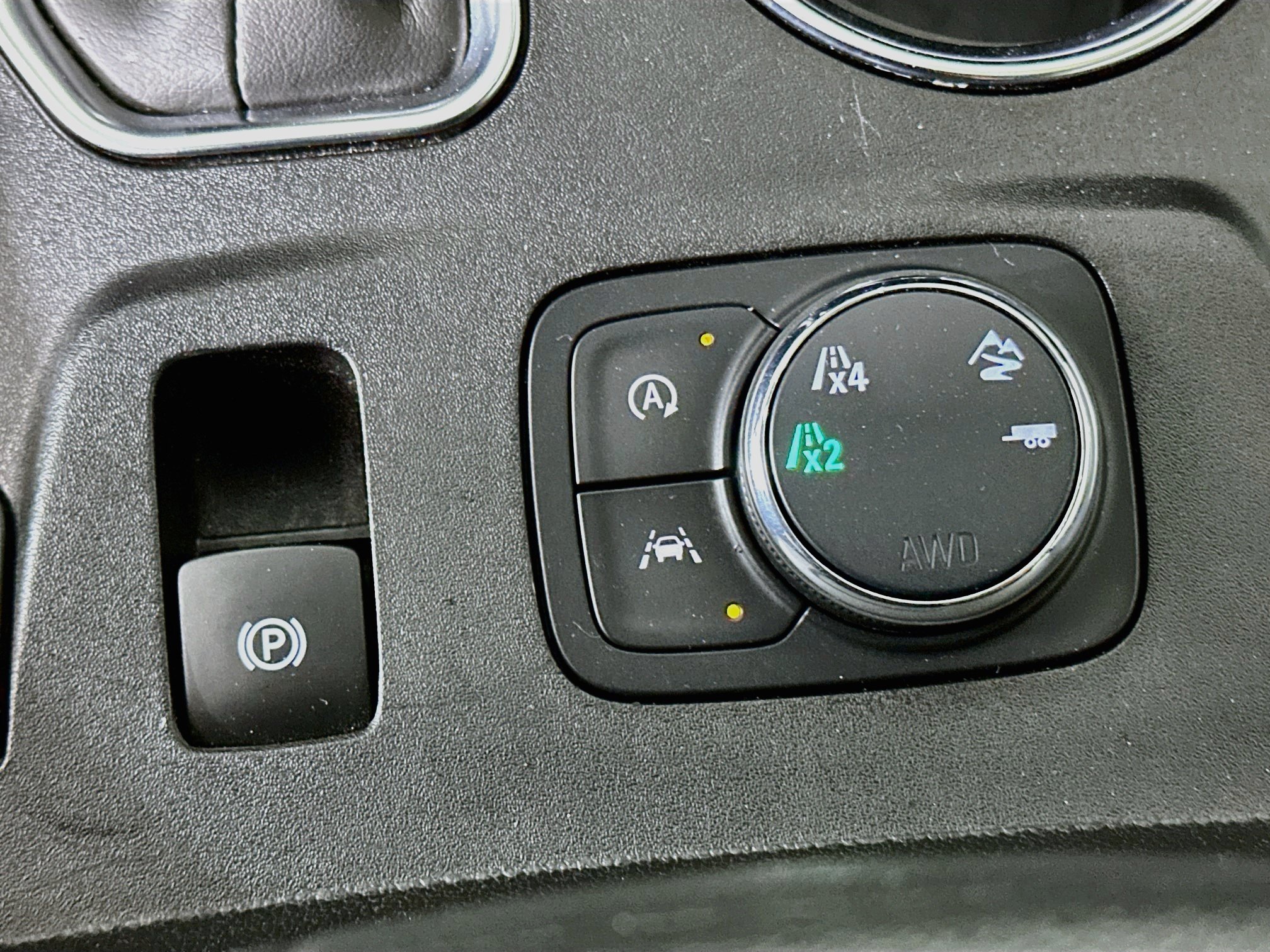 Used 2022 Chevrolet Traverse LT AWD/4WD image 25