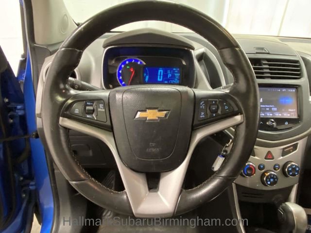 Used 2015 Chevrolet Trax LT w/ LT Sun and Sound Package image 23