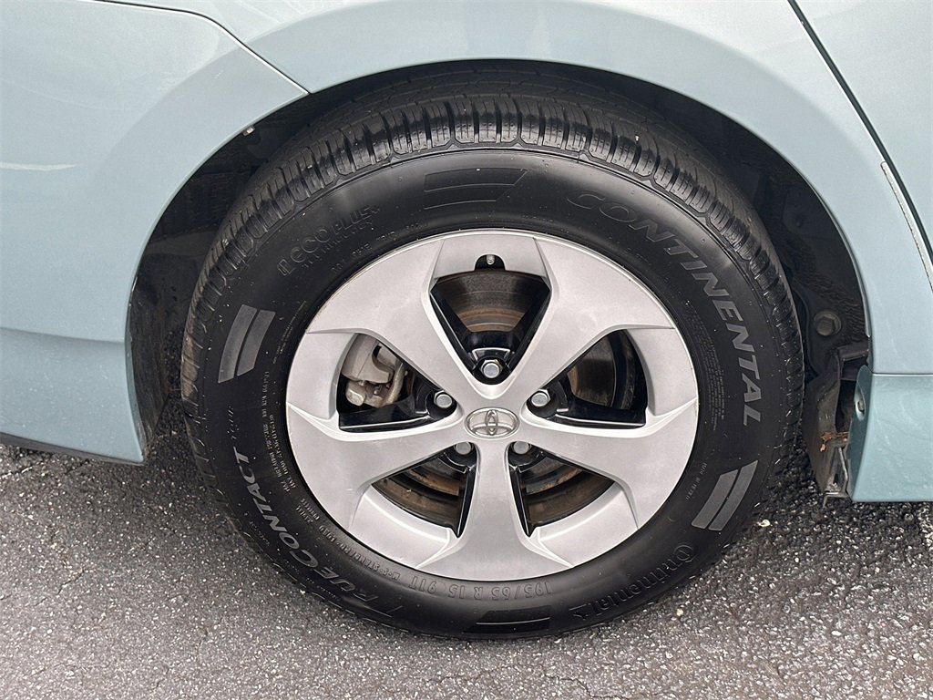 Used 2014 Toyota Prius Two image 17