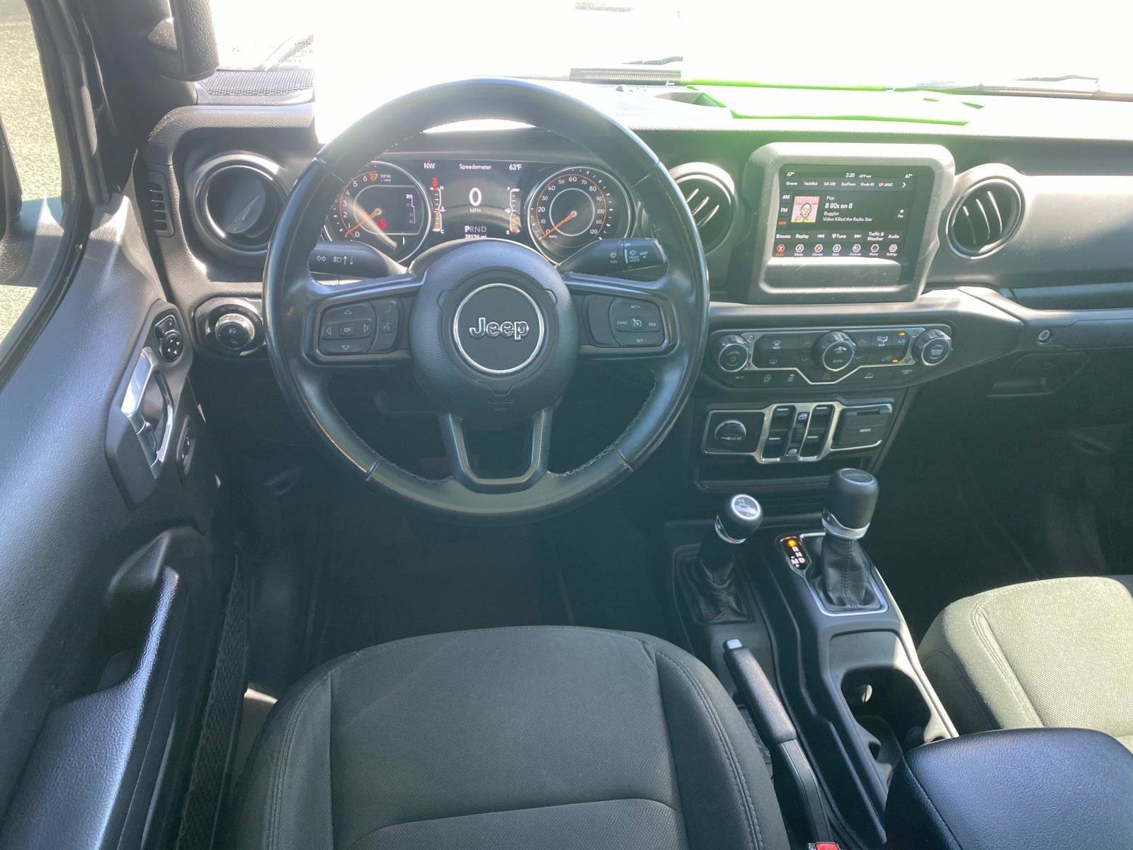 Certified 2022 Jeep Gladiator Sport image 18