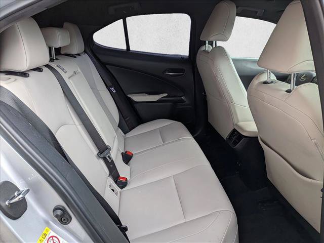 Used 2019 Lexus UX 200 w/ Premium Package FWD image 18