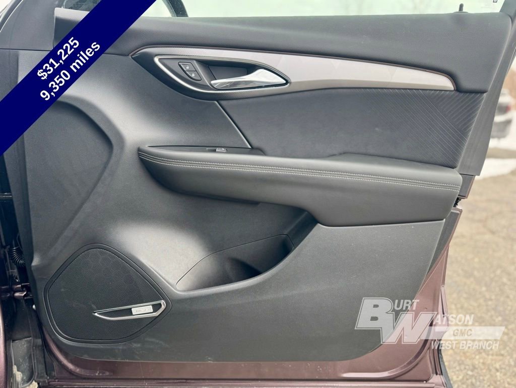 Used 2025 Buick Envision Sport Touring image 12