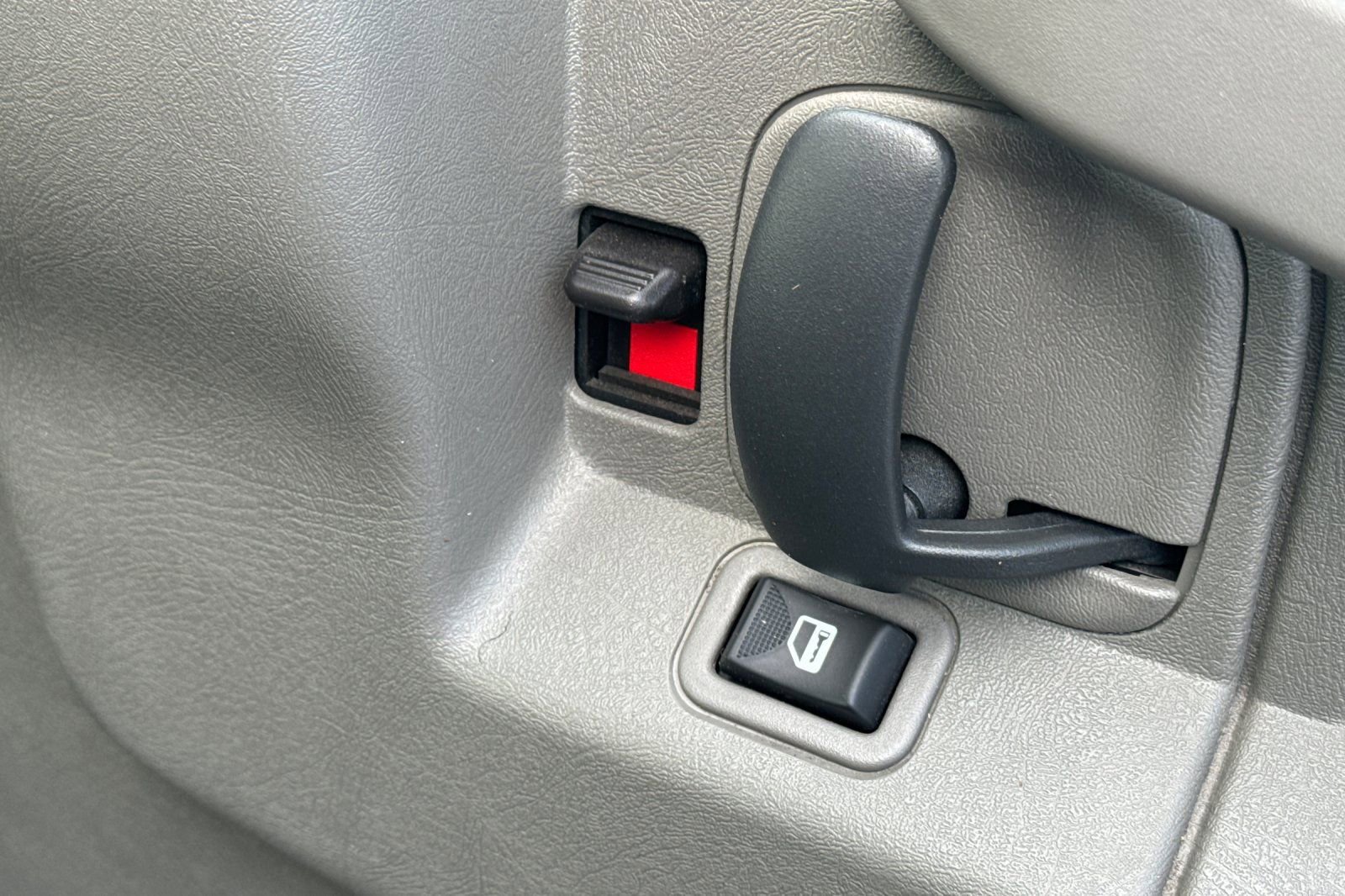 Used 2023 Chevrolet Express 2500 Extended w/ Driver Convenience Package image 21