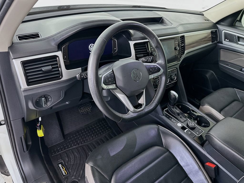 Used 2021 Volkswagen Atlas SEL Premium AWD/4WD image 31