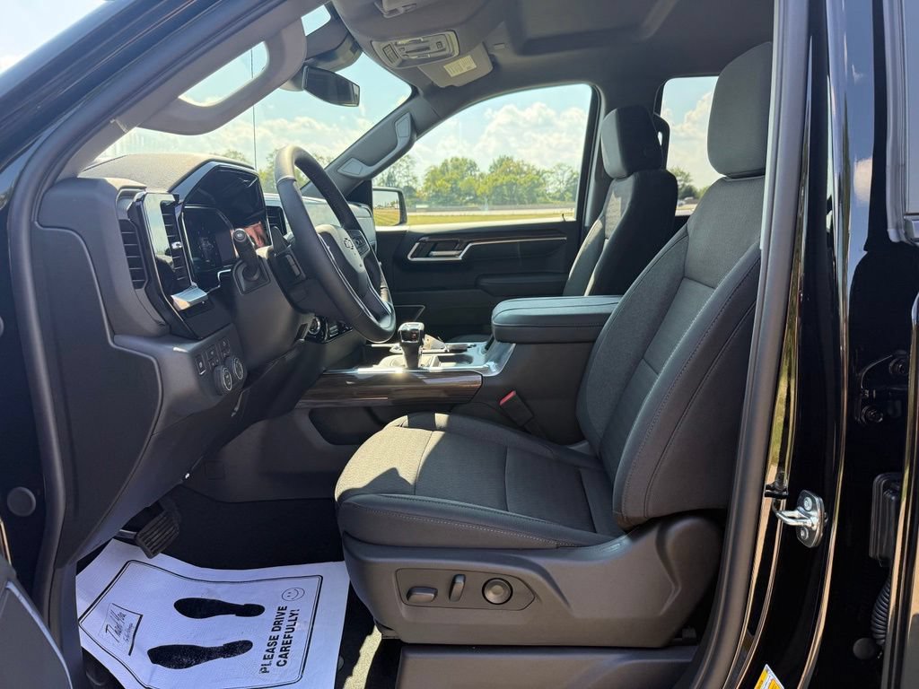 New 2026 Chevrolet Silverado 1500 LT w/ All Star Edition Plus AWD/4WD image 26