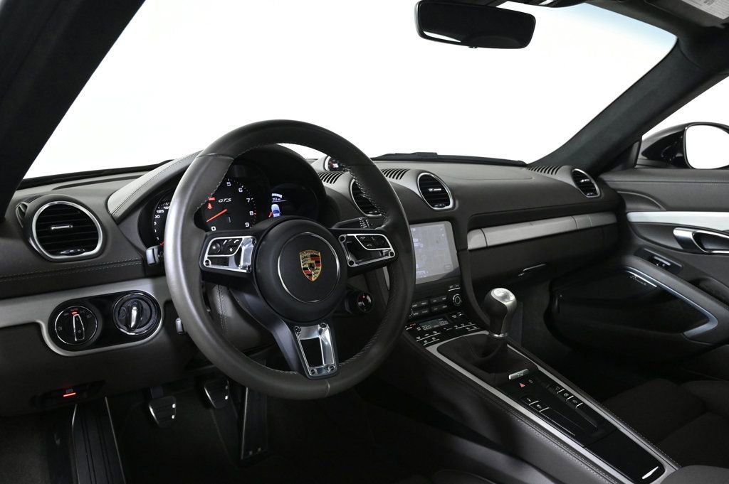 Certified 2025 Porsche 718 Cayman GTS image 11