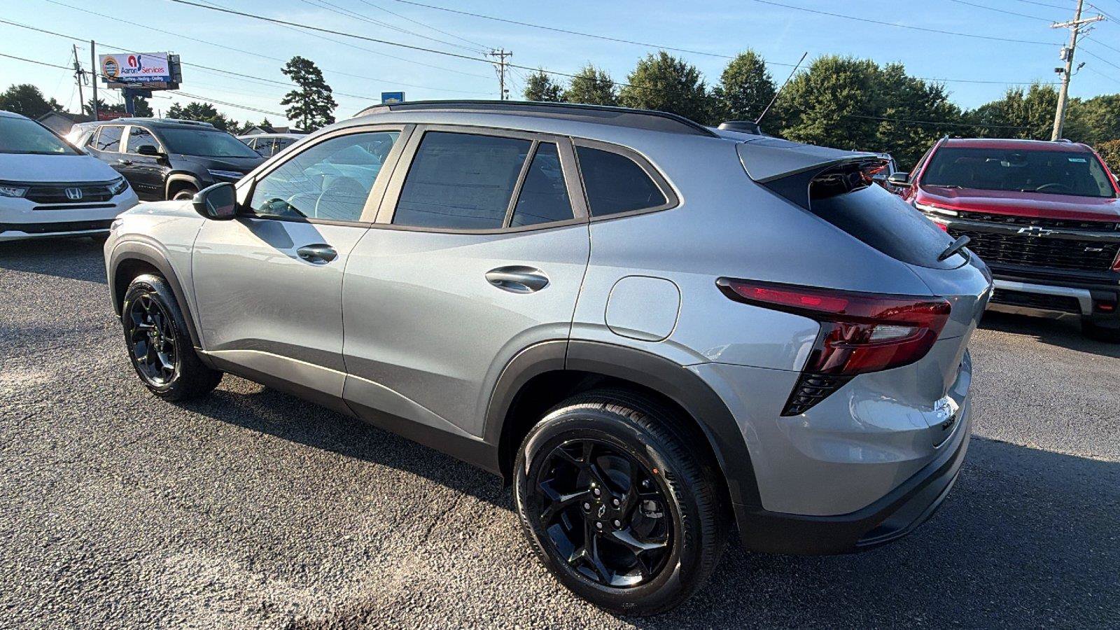 New 2026 Chevrolet Trax LT w/ Driver Confidence Package FWD image 9