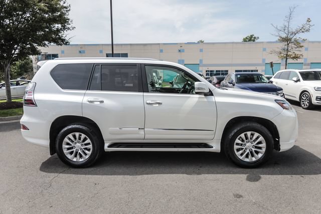 Used 2018 Lexus GX 460 Premium AWD/4WD image 18