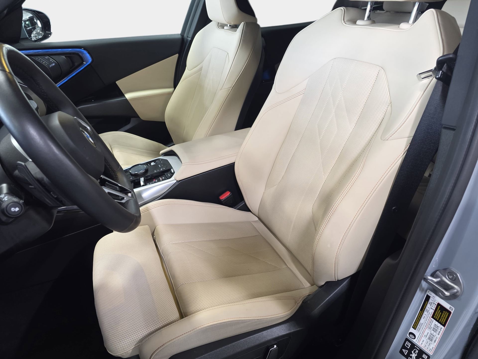 Used 2025 BMW X3 xDrive30i AWD/4WD image 15