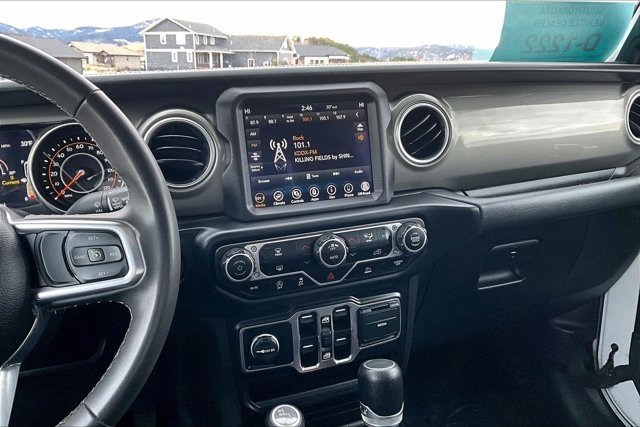 Used 2023 Jeep Gladiator Overland image 10