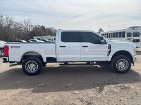 Used 2024 Ford F250 XLT w/ FX4 Off-Road Package image 4