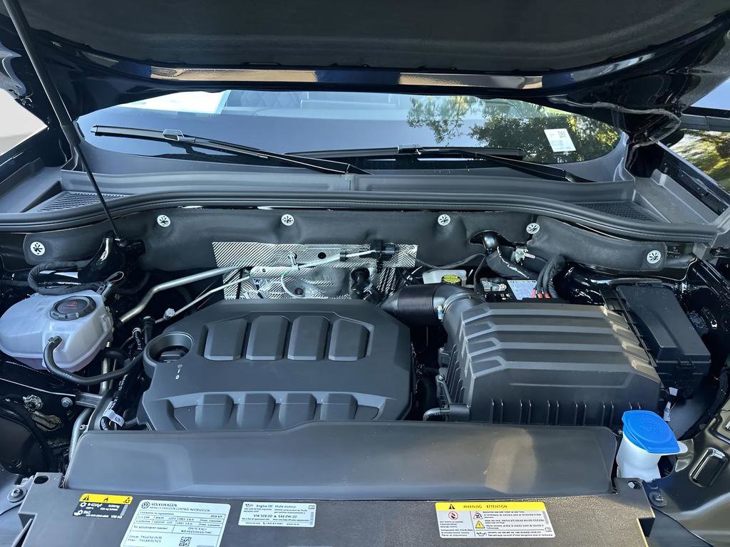 New 2026 Volkswagen Atlas Cross Sport SEL Premium R-Line image 27