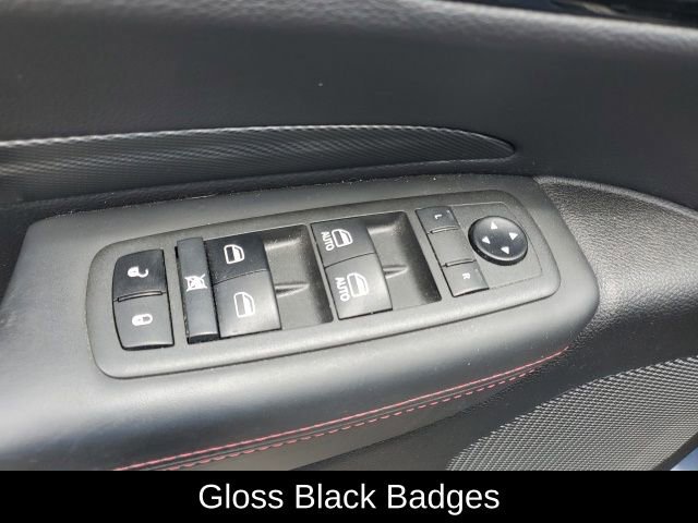Used 2021 Dodge Durango R/T w/ Blacktop Package AWD/4WD image 26