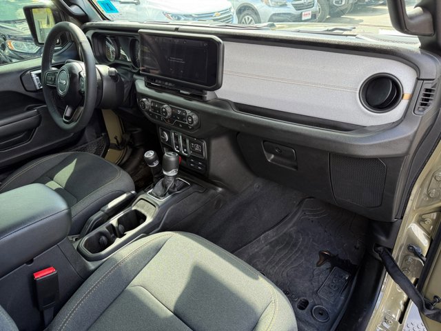 Used 2025 Jeep Wrangler Sport AWD/4WD image 28