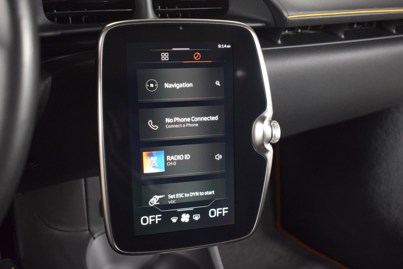 Used 2024 McLaren Artura image 26