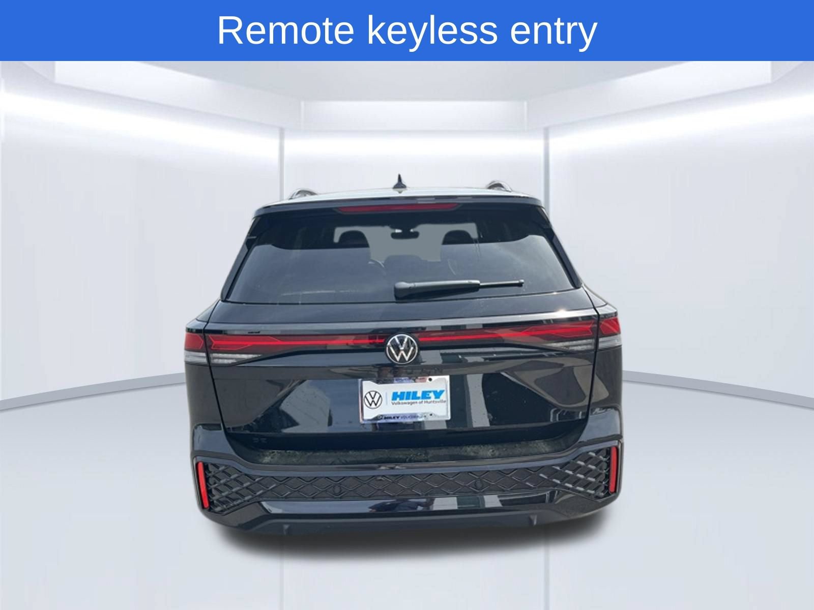 Used 2026 Volkswagen Tiguan SE R-Line FWD image 4