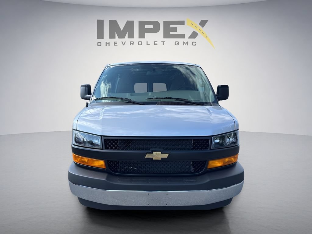 New 2026 Chevrolet Express 3500 Extended w/ Driver Convenience Package RWD image 6
