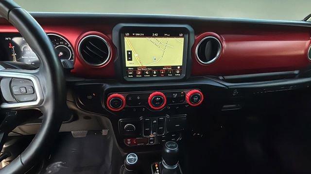 Used 2021 Jeep Wrangler Unlimited Rubicon AWD/4WD image 25
