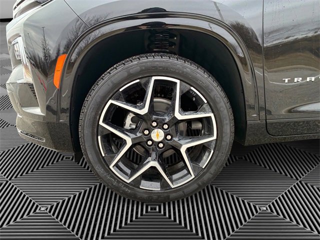 New 2026 Chevrolet Traverse High Country image 9