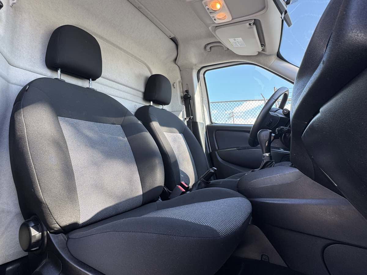 Used 2017 RAM ProMaster City Tradesman w/ Rear Back-up Camera Group FWD image 25