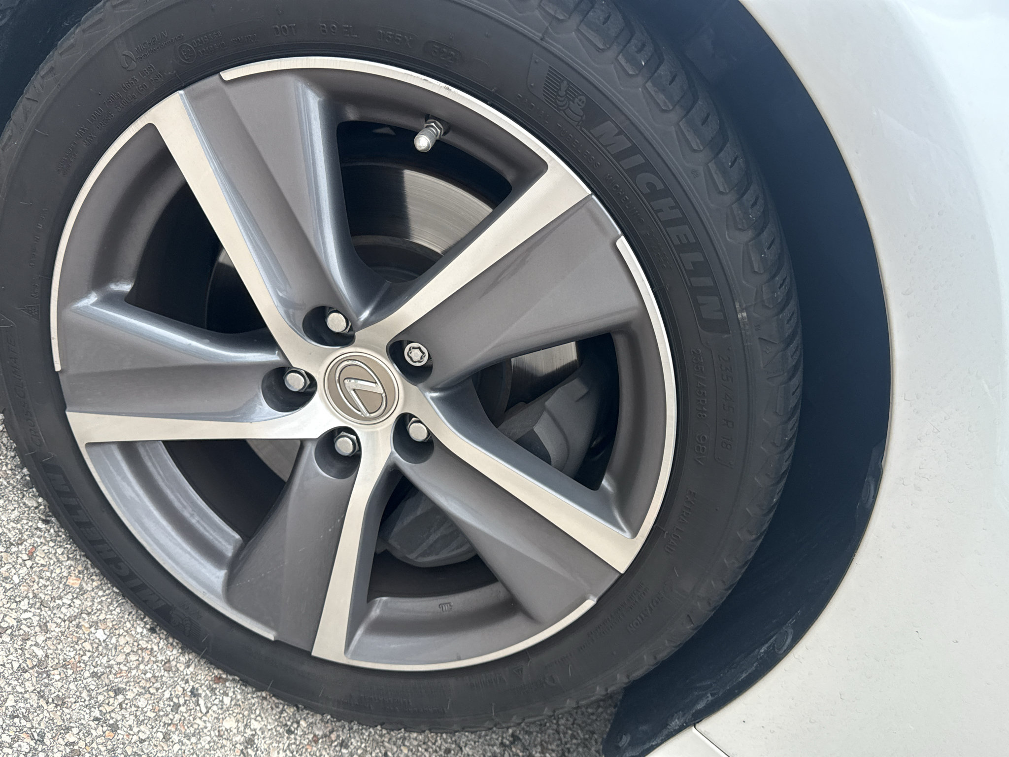 Used 2018 Lexus GS 350 AWD w/ Premium Package image 7
