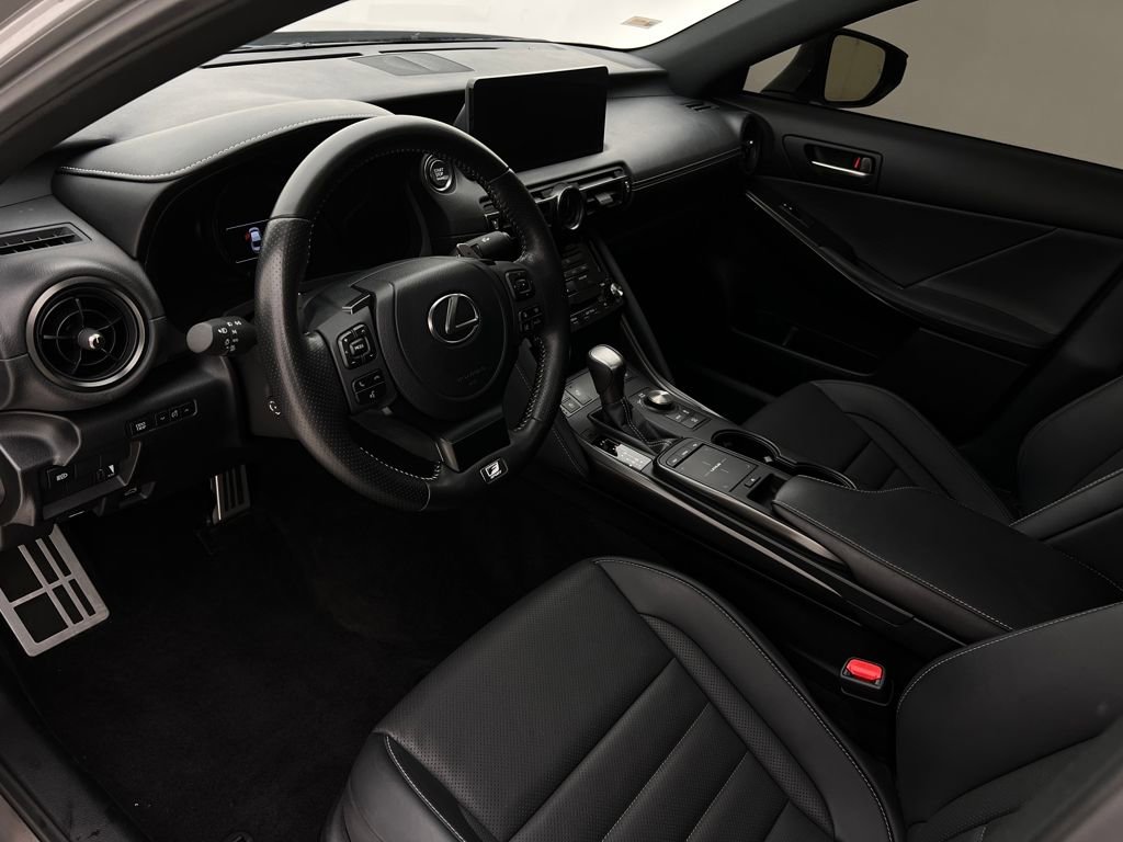 Used 2025 Lexus IS 350 F Sport w/ Navigation Package image 16