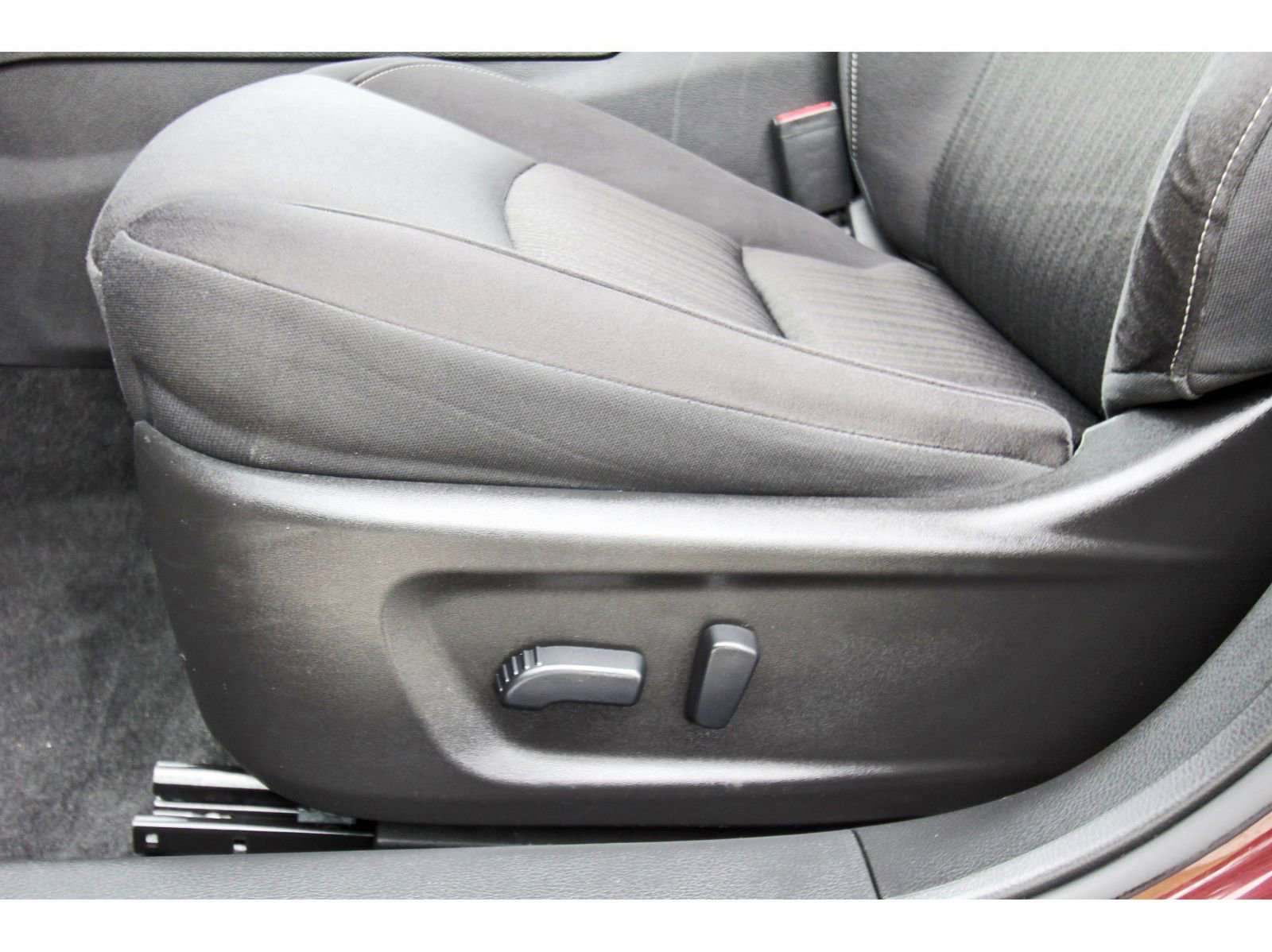 Used 2024 Nissan Altima 2.5 SV image 28