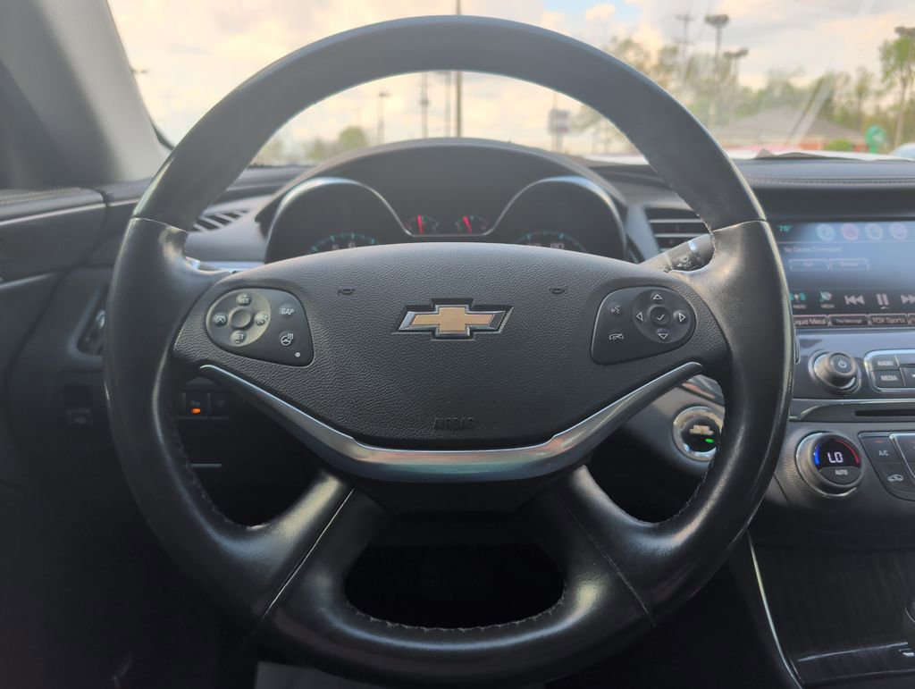 Used 2017 Chevrolet Impala Premier w/ Enhanced Convenience Package image 11