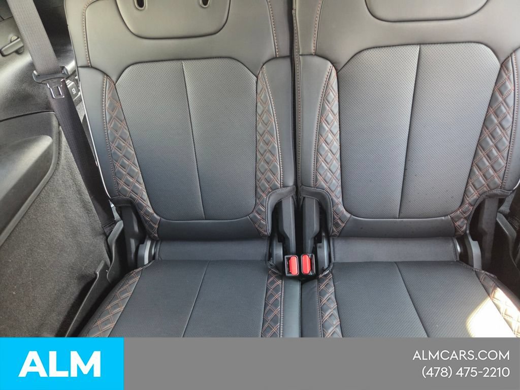 Used 2024 Jeep Grand Cherokee L Summit AWD/4WD image 12