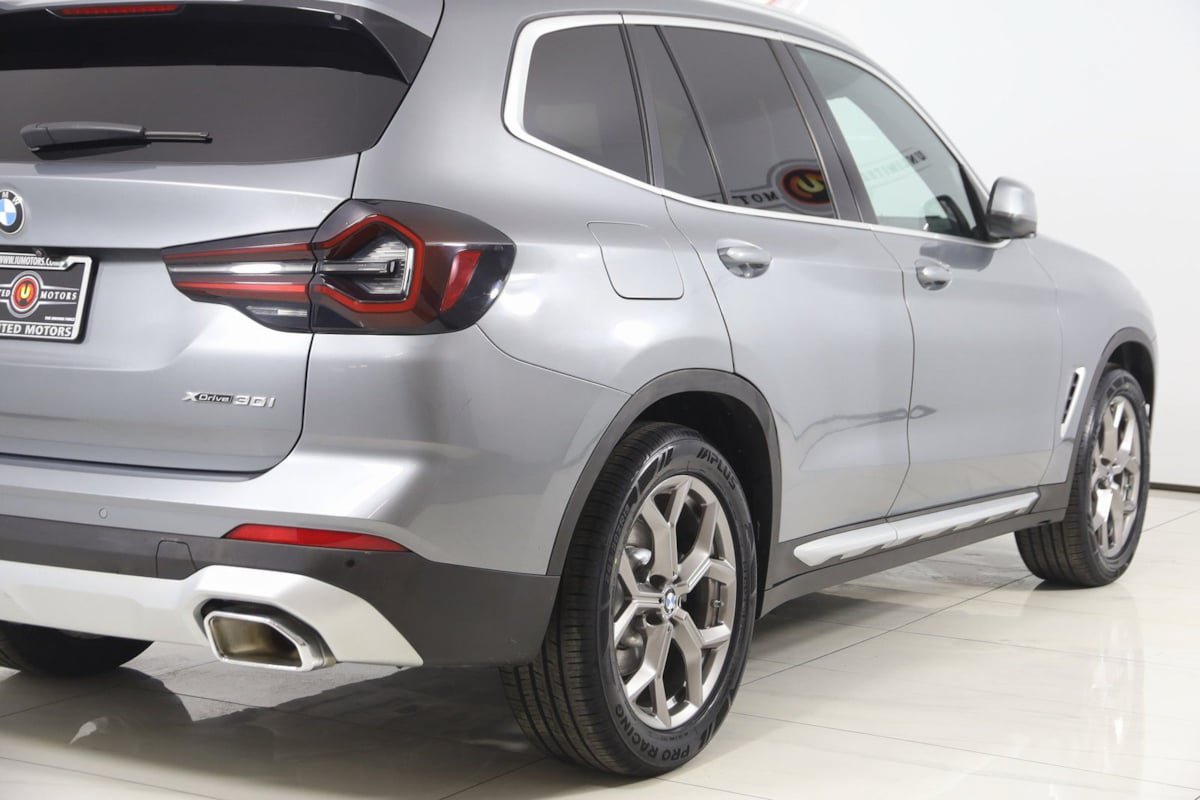 Used 2023 BMW X3 xDrive30i w/ Convenience Package w/ZPA AWD/4WD image 42