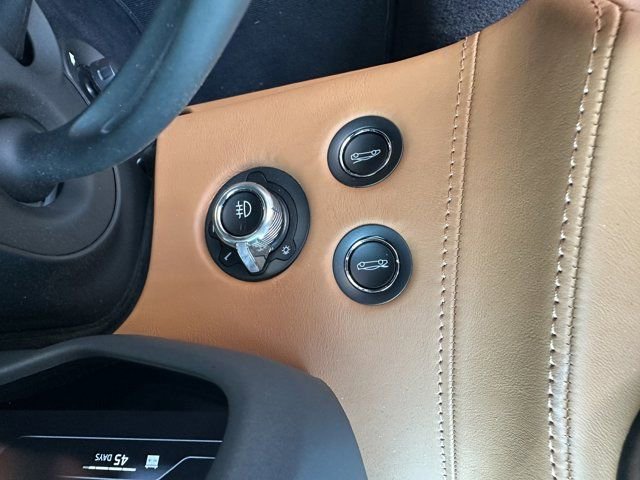 Used 2023 McLaren GT image 29