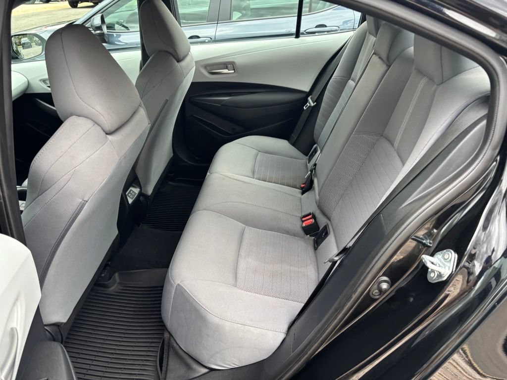 Used 2026 Toyota Corolla SE FWD image 8