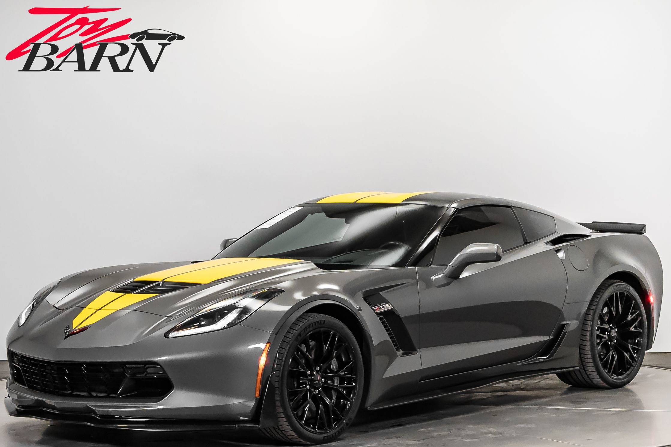 Used 2016 Chevrolet Corvette Z06 w/ 3LZ Preferred Equipment Group image 9