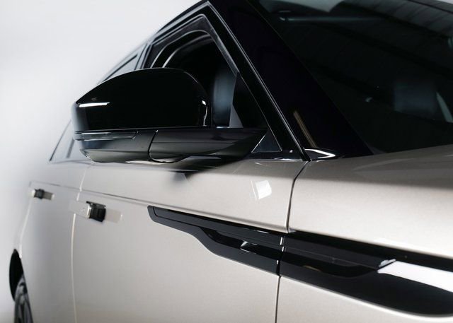 New 2026 Land Rover Range Rover Velar Dynamic SE image 28