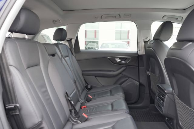 Used 2022 Audi Q7 3.0T Premium AWD/4WD image 23