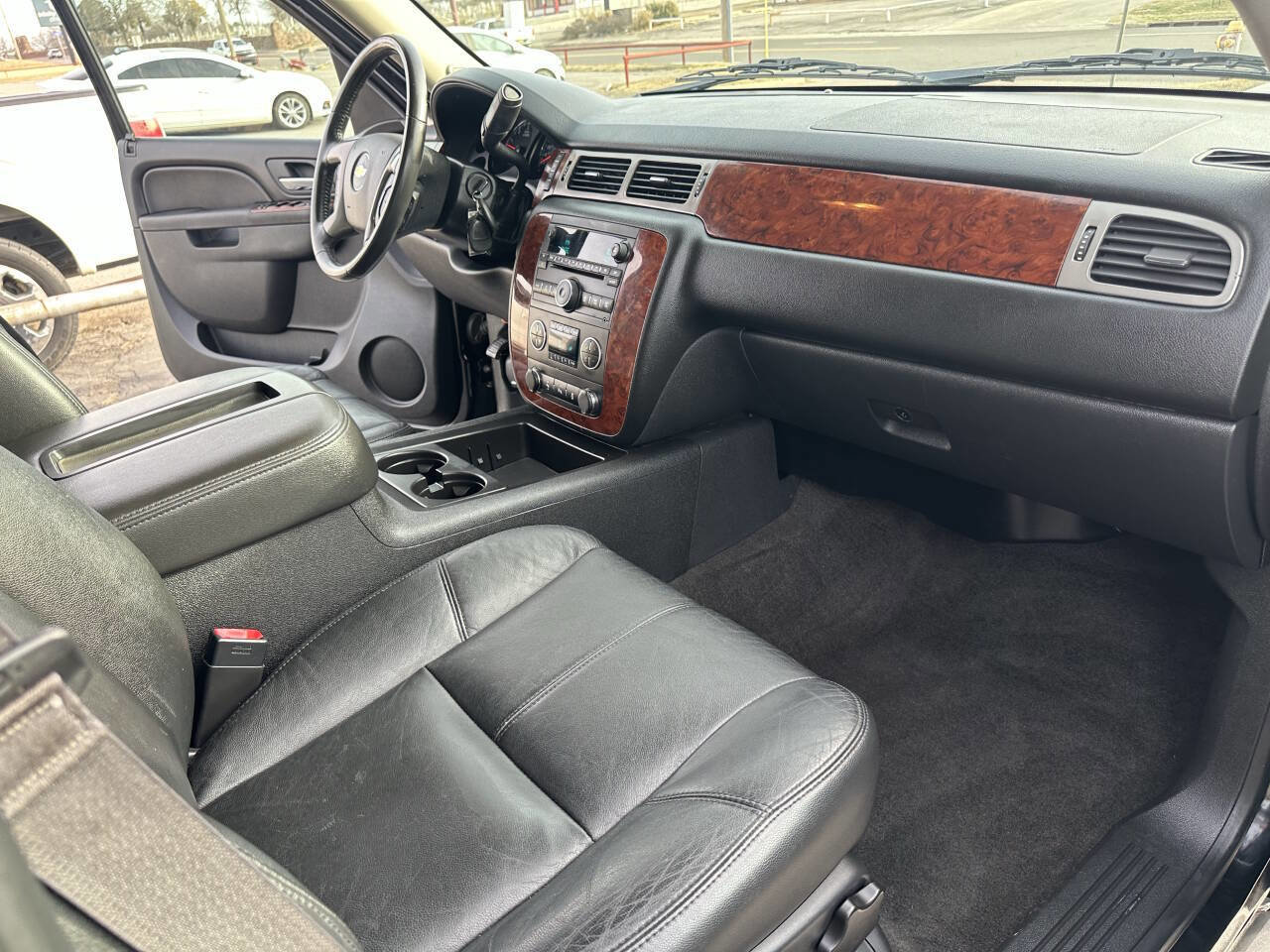 Used 2013 Chevrolet Tahoe LT image 19