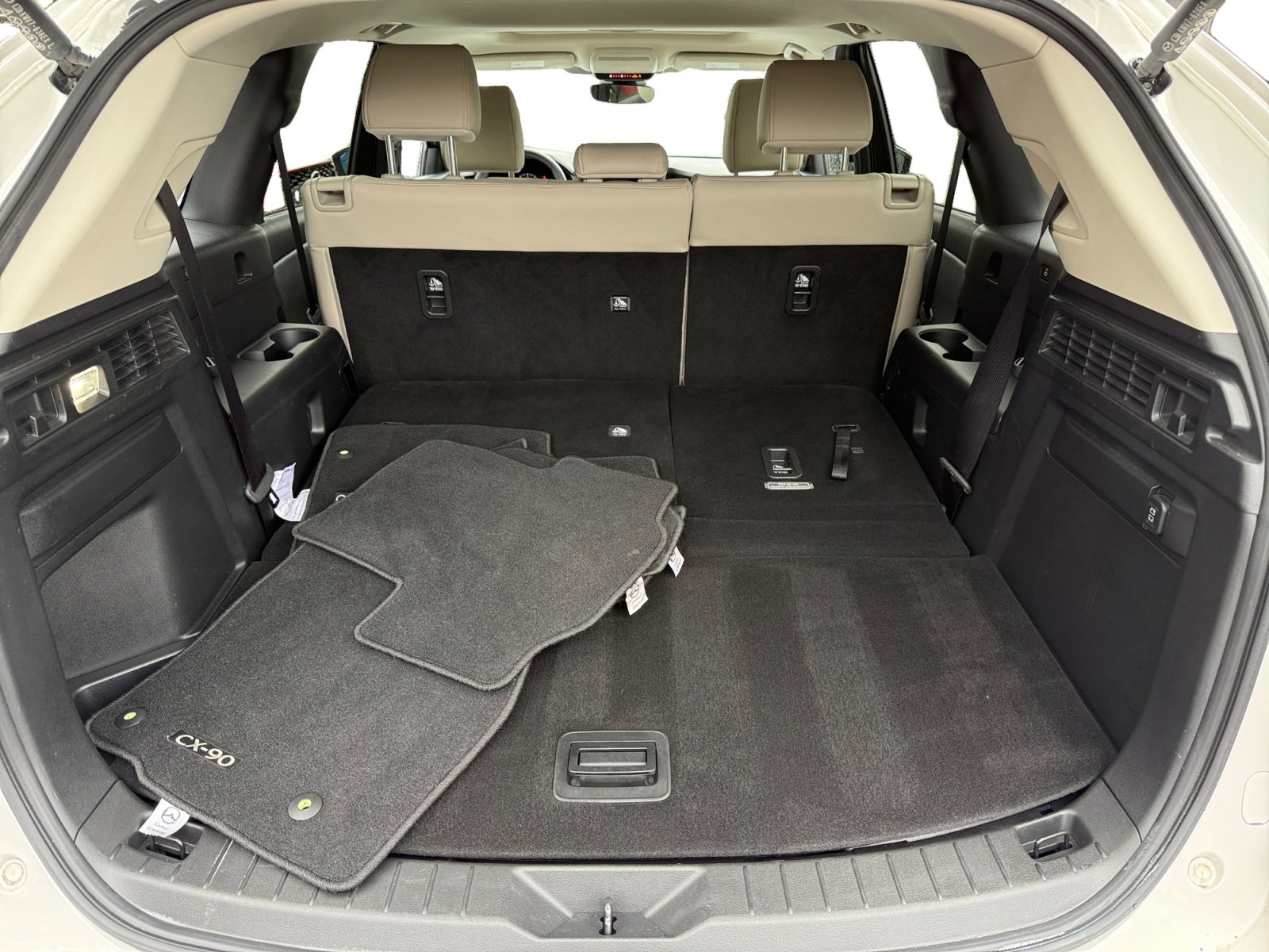 Used 2024 MAZDA CX-90 Plug-In Hybrid w/ Preferred image 17