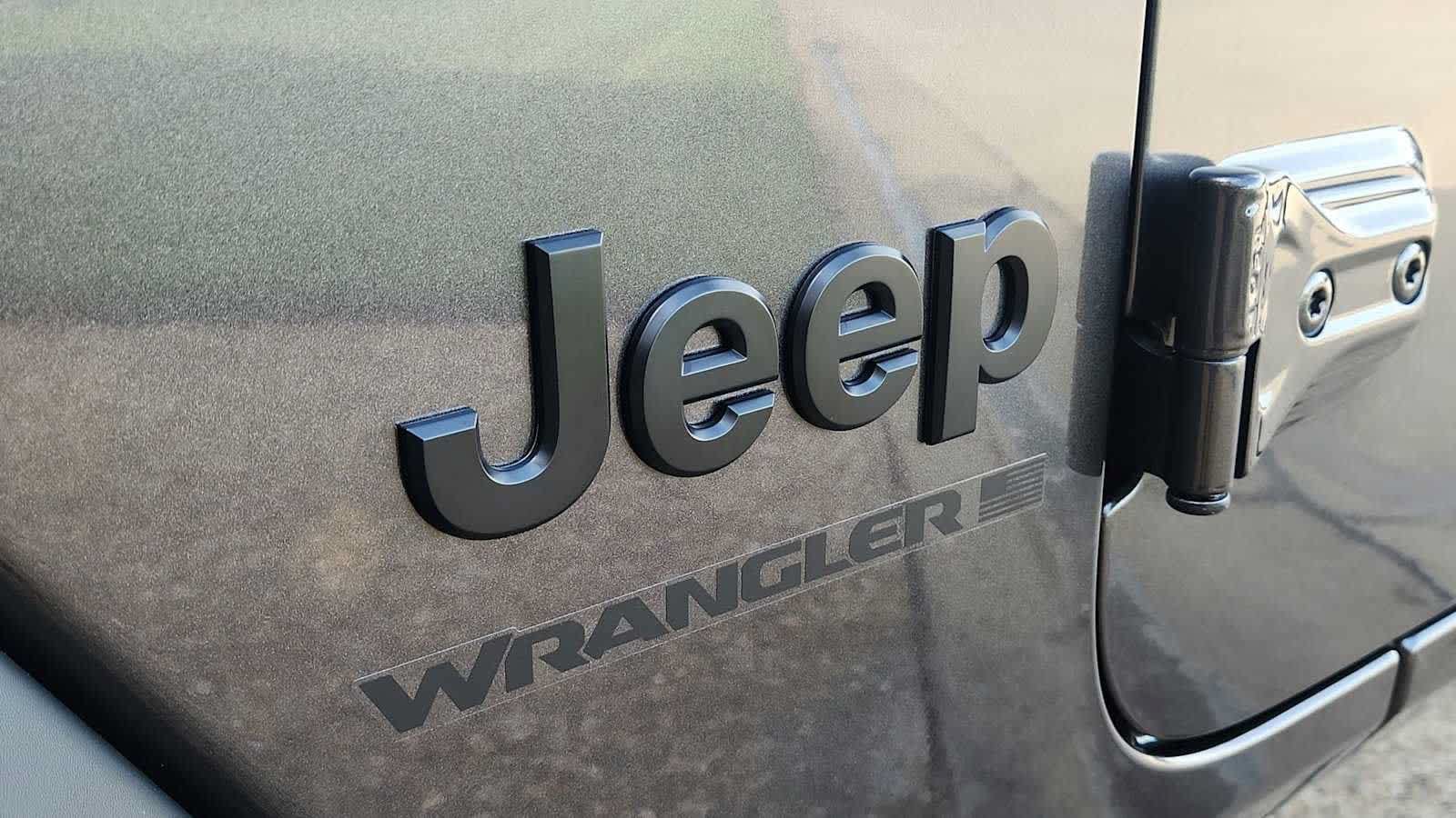 Used 2026 Jeep Wrangler Unlimited Sport AWD/4WD image 32