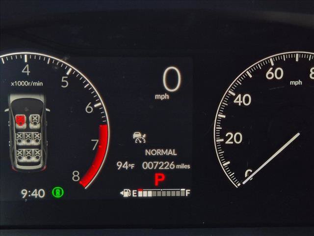 Used 2025 Honda Pilot EX-L image 10