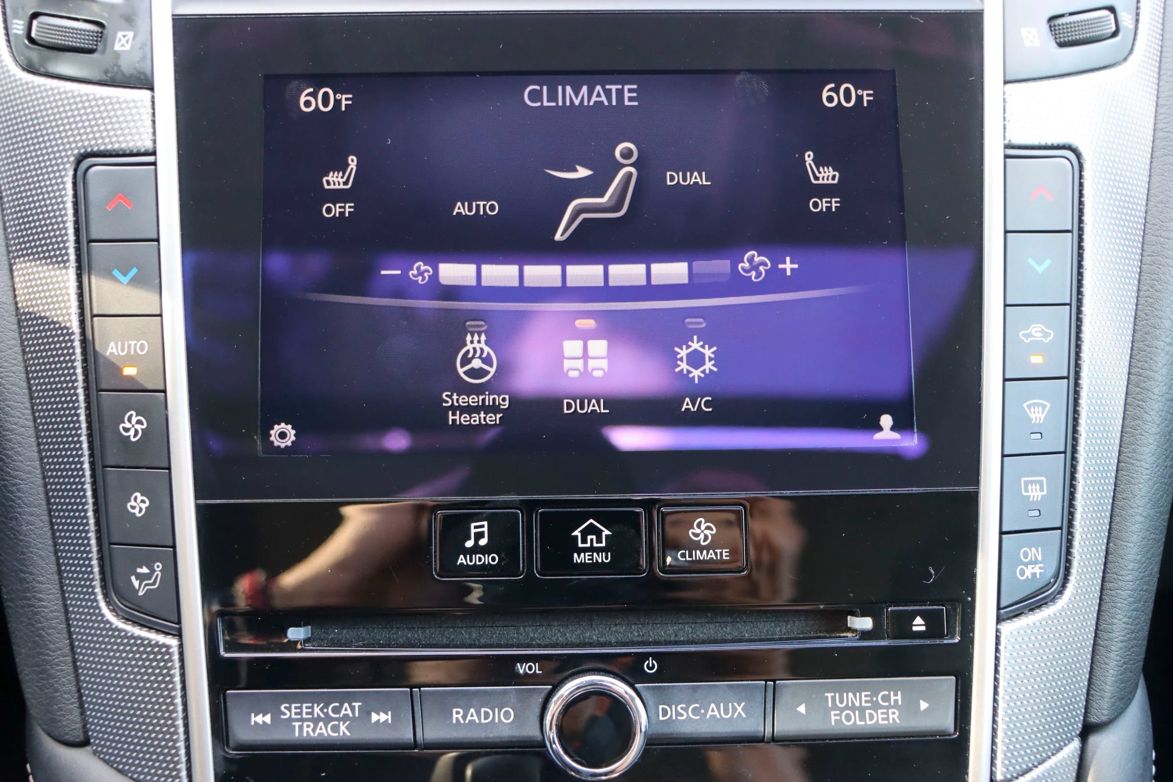 Used 2015 INFINITI Q50 Premium w/ Navigation Package AWD/4WD image 37