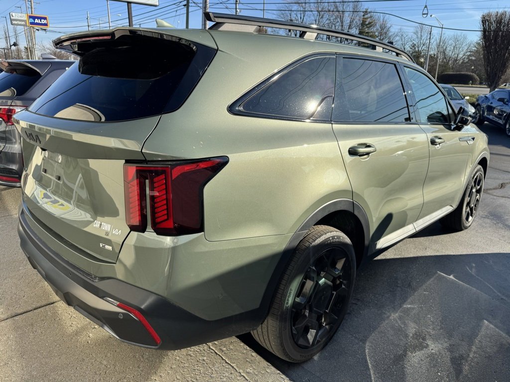 Used 2025 Kia Sorento SX Prestige w/ Olive Brown Leather Package image 3