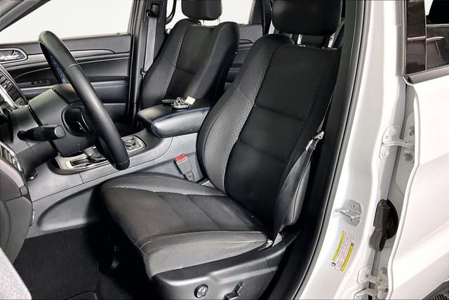 Used 2019 Jeep Grand Cherokee Laredo image 20