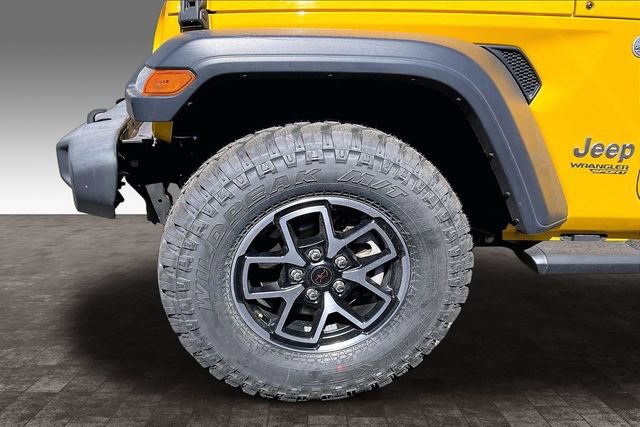 Used 2018 Jeep Wrangler Sport AWD/4WD image 4