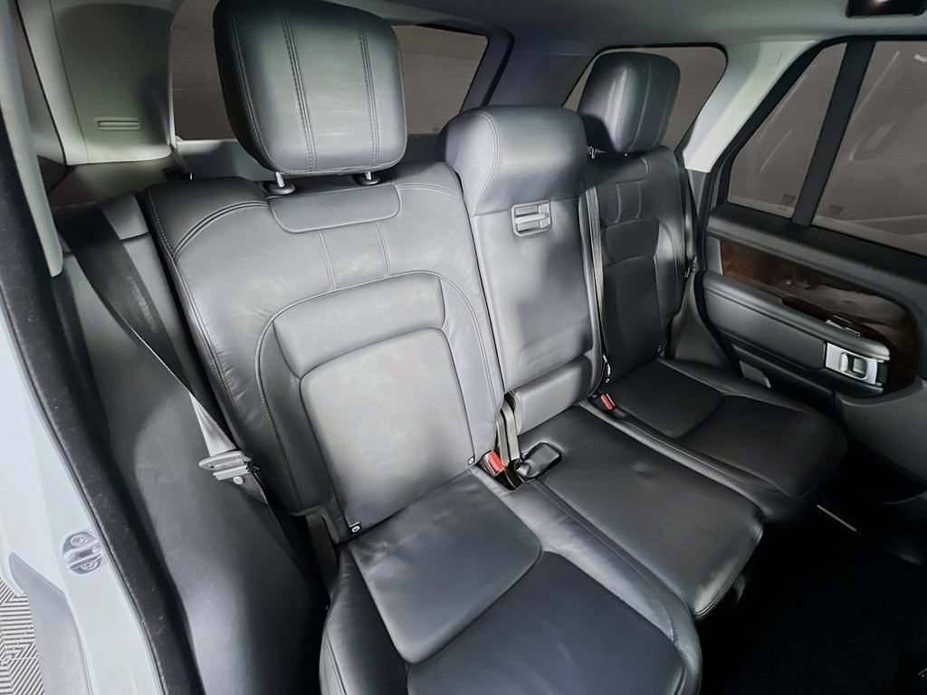 Used 2021 Land Rover Range Rover AWD/4WD image 28