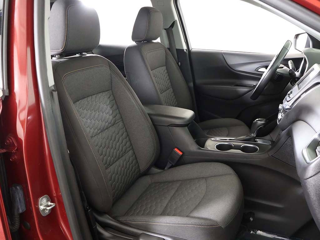 Used 2019 Chevrolet Equinox LT image 29