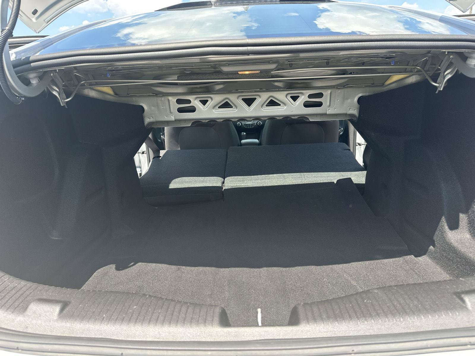 Used 2016 Chevrolet Cruze LT FWD image 14