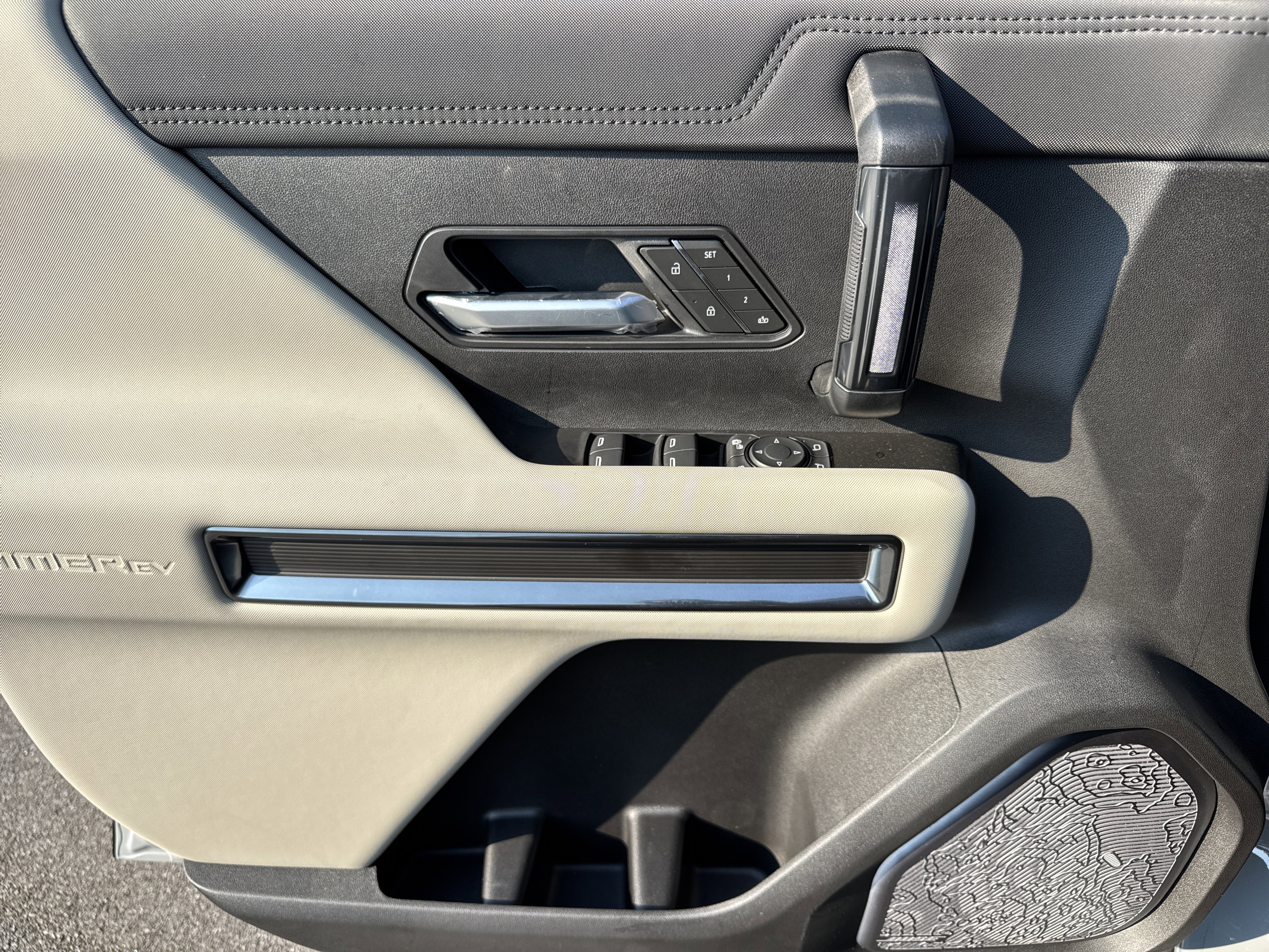 New 2026 GMC Hummer EV 4x4 Crew Cab image 14