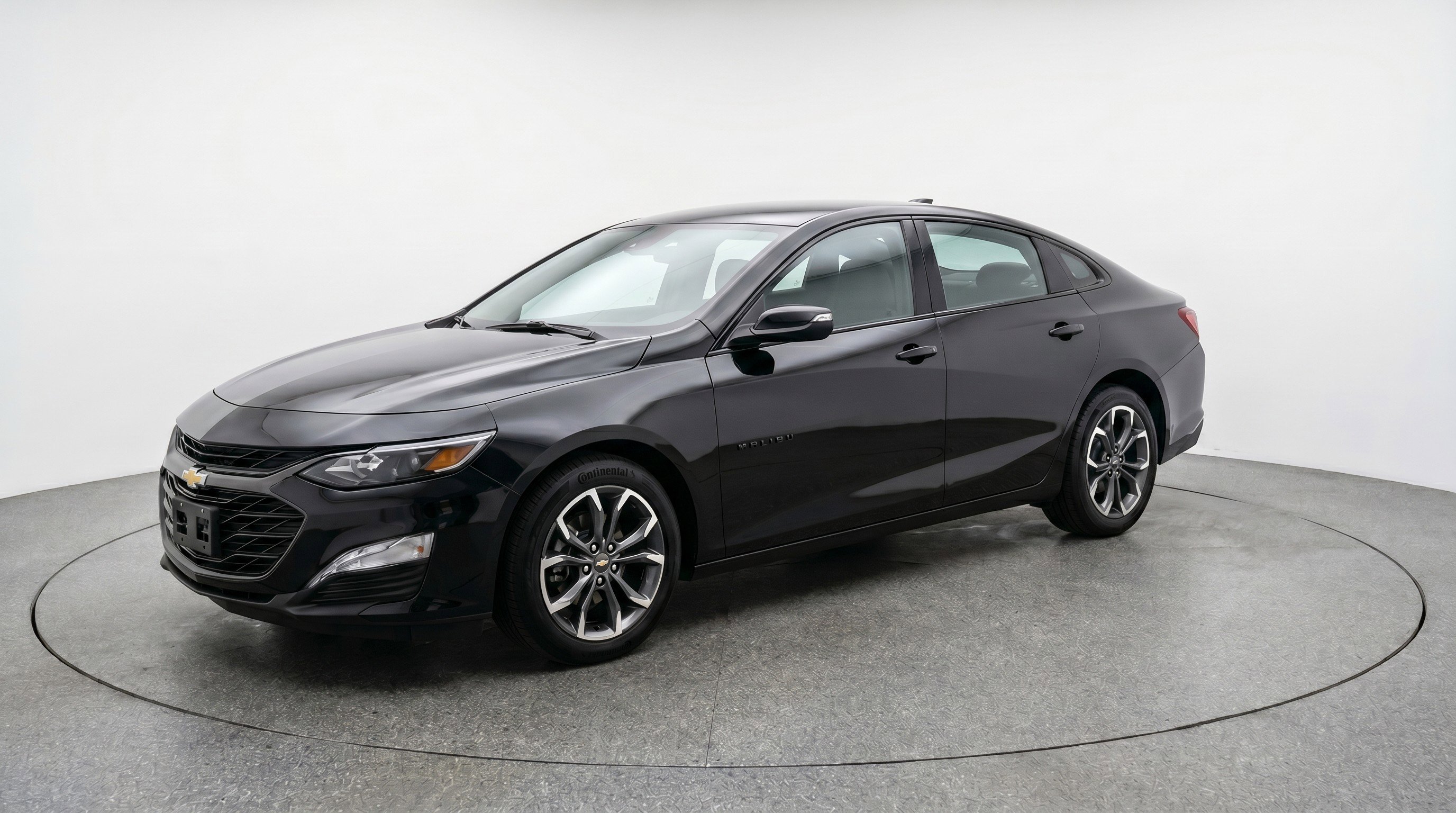 Used 2024 Chevrolet Malibu LT FWD image 3